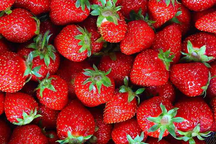 buah-strawberry-obat-kolesterol
